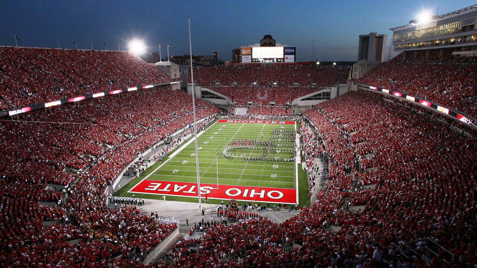 梅西梅开二度助迈阿密国际逆转取胜 球迷高呼球王归来