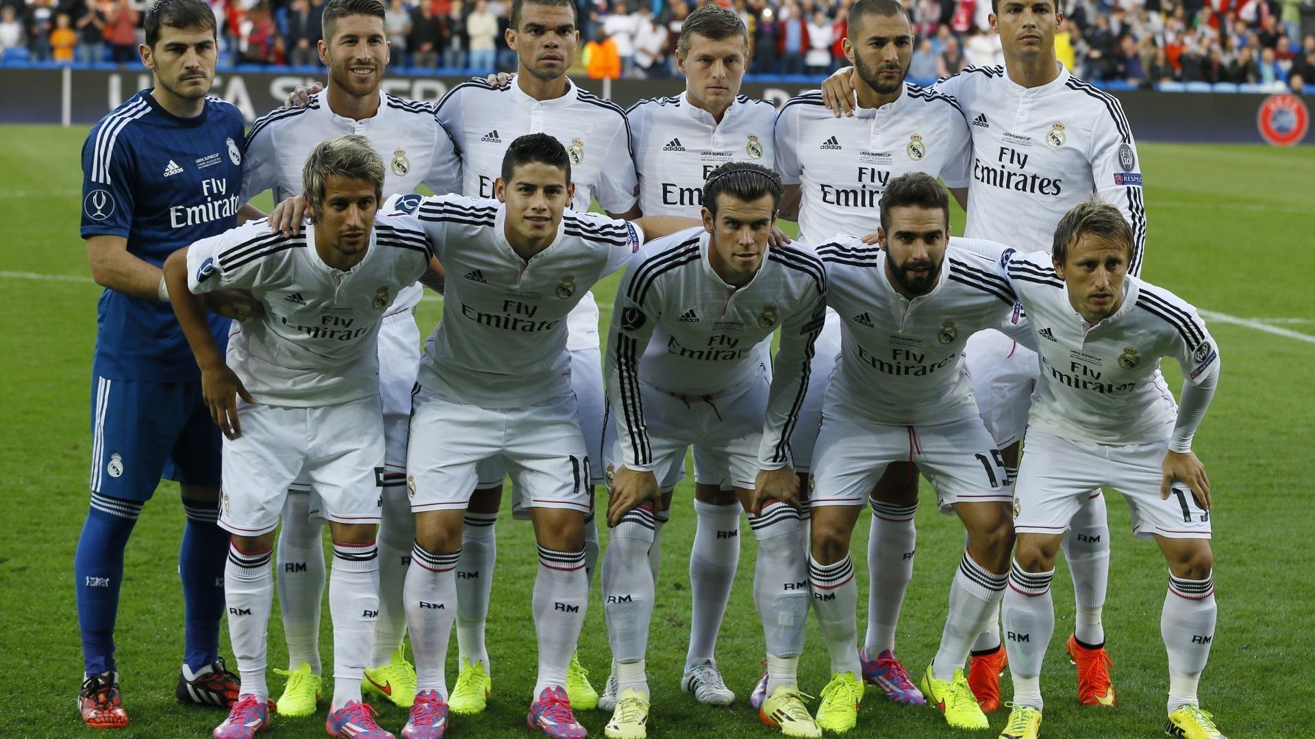 英超争冠白热化,曼城、阿森纳、利物浦三强鼎立,赛季末悬念迭起