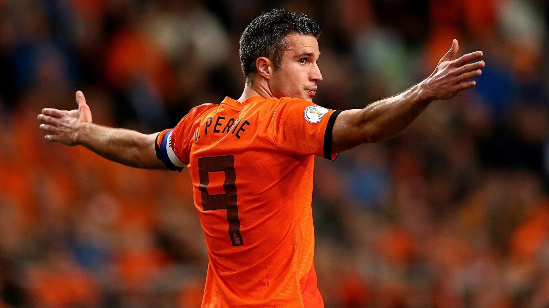 基耶利尼力挺斯帕莱蒂执教表现 坦言意大利队帅位未来仍悬而未决